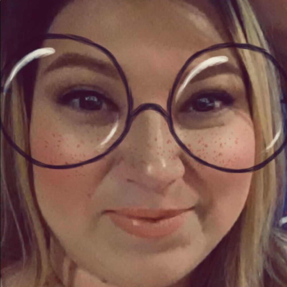 Meet your Posher, Erica